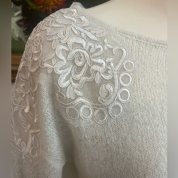 Elle Grey/White Sweater with Embroidered Accents - Picture 7 of 8